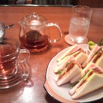 グリーティング - １月９日　紅茶、ミックスサンドセット850円