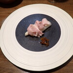 Onde - 自家製アグー豚ハムのせフランス産ホワイトアスパラ
