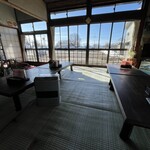 ドライブイン 湖柳 - 落ち着く空間