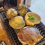 磯丸水産 - 貝焼き