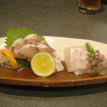 和風花紋 - 紅葉鯛松笠造りとハラミ盛り合わせ