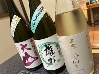 Yakinikusambankan - 日本酒、なかなか出会えないお酒が出てまいります。