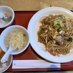 中華居酒屋 彩味園 - 上海焼きそばのランチセット