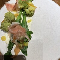 ERUTAN RESTAURANT BAR - 