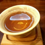 中国麺飯 勇 - お茶の容器がグレードアップ？