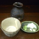 十割そばと酒肴 しおさき - つゆと薬味