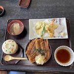 魚常 梅が花 - パパりんの穴子丼セット