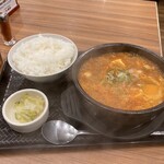 カルビ丼とスン豆腐専門店 韓丼 - 