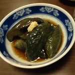 Teuchi Soba Kasuga - 茄子の揚げ煮 ¥500