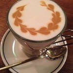 コーヒーハウス ニシヤ - ラテマキアート（480円）