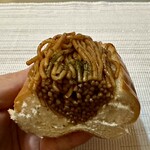 ローソン - 「盛りすぎ！焼きそばパン」（税込171円）