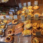 Boulangerie Queue - 