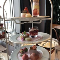 アーティスト カフェ - ストロベリーアフタヌーンティー