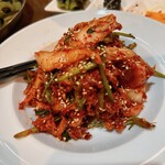 しみず - 帆立にキムチ　うま〜い！