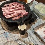 しみず - 本格サムギョプサルはひろみさんが焼いてくれたよ