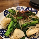 海晴亭 - イカと菜花のさっぱり炒め