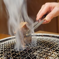 肉亭ふたご iki 本郷三丁目店 - フルアテンドです