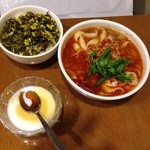 鐘楼 - 真っ赤なスープのマーラー刀削麺