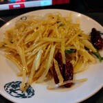 横浜中華街 揚州麺房 - ジャガイモの炒め物