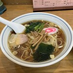 五番 - 定番ラーメンの面構え
