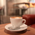 Brooklyn Roasting Company Kitahama Ten - マキアート　(350円)