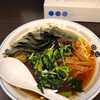 E-Chan Shokudou - ラーメン、ホウレン草、のり