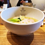 案山子 - 鶏清湯塩 細麺 たまり醤油の味玉
