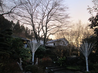 Shunzendokoro Chame - 夕闇迫る茶目湯殿