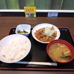 BOAT RACE　江戸川 - 豚もつ煮込み定食（¥850）