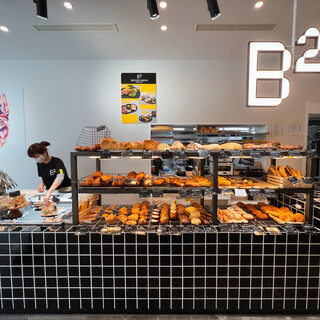【新インダストリアルカフェ】パン＆コーヒーのマリアージュを◎