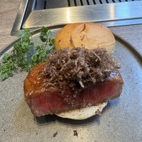 焼肉うしごろ 池袋店 - トリュフバーガー