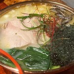 KAKUUCHI 骨屋 - 