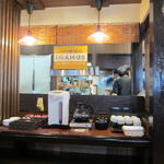 麺家　ふじひろ - ５０円でコーヒーを、８０円でさらに杏仁豆腐をセットで付けられます。