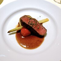 マンジャーモ - 