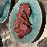 なんば黒毛和牛焼肉 霞 - 