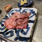 なんば黒毛和牛焼肉 霞 - 