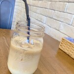 Public．Coffee - 【フレーバーラテ(ヘーゼルナッツ)ICE ￥550】食後のコーヒータイムです♪暑いのでICEのフレーバーラテ♡甘くて癒される〜(o̴̶̷̤  ̫ o̴̶̷̤ )