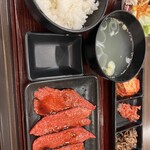 Yakiniku Yansando - 