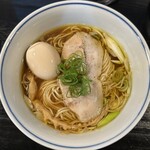 ロックンビリーS1 - 醤油味玉らぁ麺