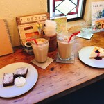 cafe&gallery *LUPOPO* - 