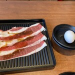 Kokusangyuuyakiniku Yabehoudai Nikushousakai - 