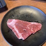 国産牛焼肉食べ放題 肉匠坂井 - 厚切りみすじ！