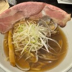 くそオヤジ最後のひとふり - あさりラーメン¥980