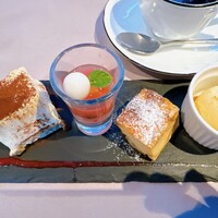 アーティスト カフェ - 