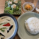 タイ屋台料理＆ヌードル オシャ - 