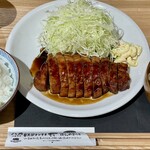黒部トンテキ八角 - 黒部トンテキ定食