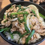 伝説のすた丼屋 - 