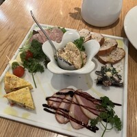 ウォルプタス 東京駅グランルーフ店 - 
