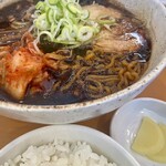 麺武 はちまき屋 - しょうゆラーメン　キムチトッピング