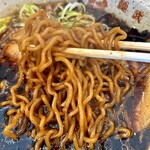 麺武 はちまき屋 - 麺硬め　うーん真っ黒